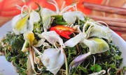 Nộm hoa chuối của dân tộc Thái (ảnh minh họa)