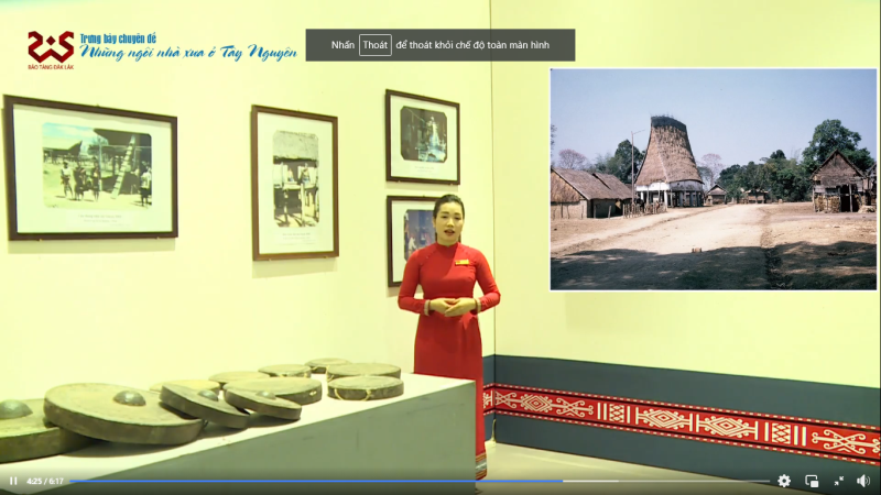 Hướng dẫn viên thuyết minh Triển lãm chuyên đề “Những ngôi nhà xưa ở Tây Nguyên”-Ảnh cắt từ Video