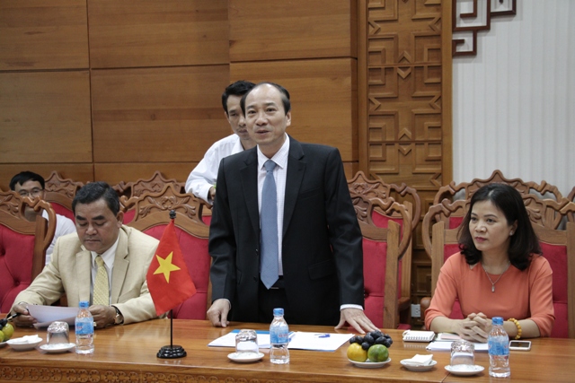 Chủ tịch UBND tỉnh Phạm Ngọc Nghị phát biểu tại buổi tiếp và làm việc.