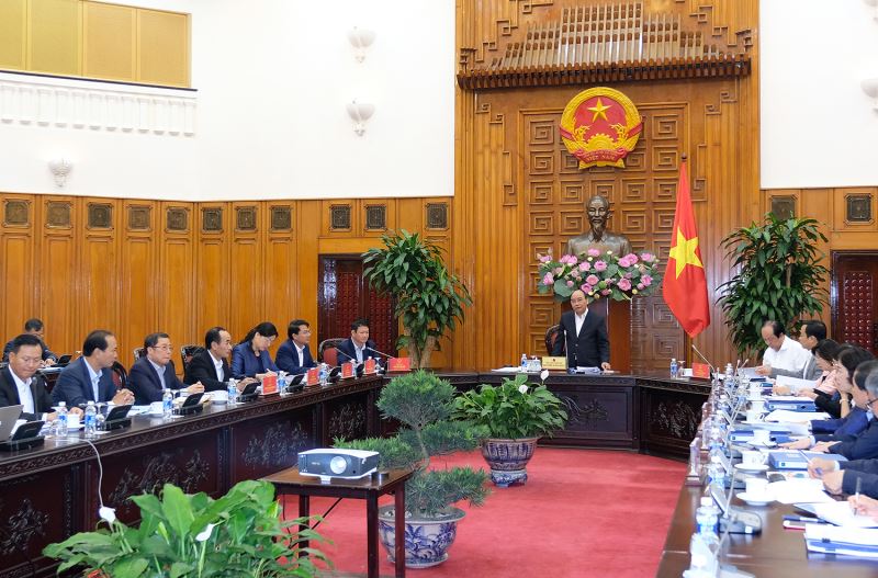 Thủ tướng Nguyễn Xuân Phúc làm việc với lãnh đạo chủ chốt tỉnh Lào Cai-ảnh: VGP