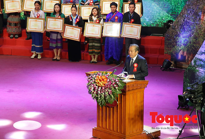 Phó Thủ tướng thường trực Trương Hòa Bình phát biểu tại Lễ Tuyên dương