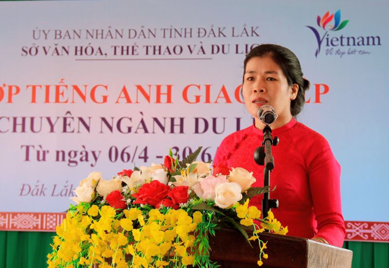Phó Giám đốc Sở VHTTDL Nguyễn Thụy Phương Hiếu khai mạc lớp học