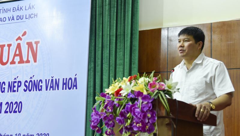Phó Giấm đốc Sở VHTTDL Nguyễn Văn Hà phát biểu khai mạc lớp tập huấn
