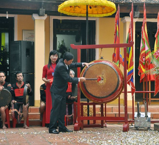 Ông Nguyễn Tuấn Hà, Phó Chủ tịch UBND tỉnh, trưởng Ban tổ chức buổi Lễ khai trống vào Lễ