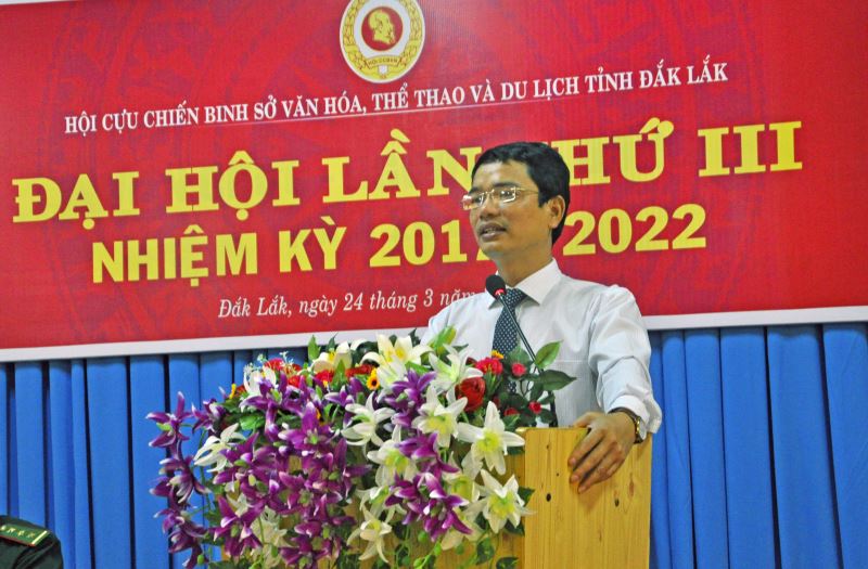 Đồng chí Đặng Gia Duẩn, Phó Bí thư Đảng ủy, Phó Giám đốc Sở VHTTDL phát biểu tại Đại hội