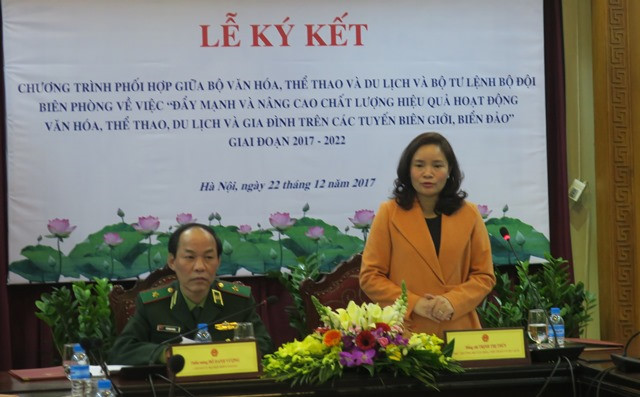 Thứ trưởng Bộ VH, TT&DL Trịnh Thị Thủy phát triểu