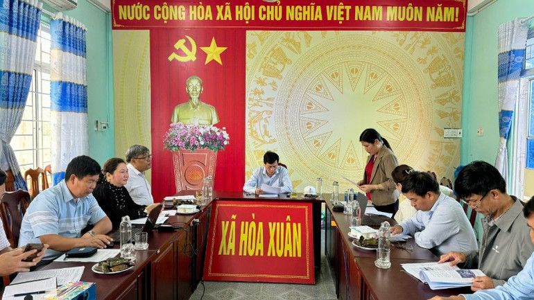 Hội đồng khoa học thẩm định hồ sơ khoa học đề nghị xếp hạng di tích cấp tỉnh đối với di tích “Bia ghi dấu Mối nối ray cuối cùng đường sắt xuyên Đông Dương tại Km1221”.