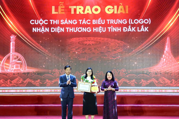 Sở Văn hóa, Thể thao và Du lịch tỉnh Đắk Lắk tổ chức lễ trao giải cuộc thi sáng tác biểu trưng nhận diện thương hiệu tỉnh Đắk Lắk 