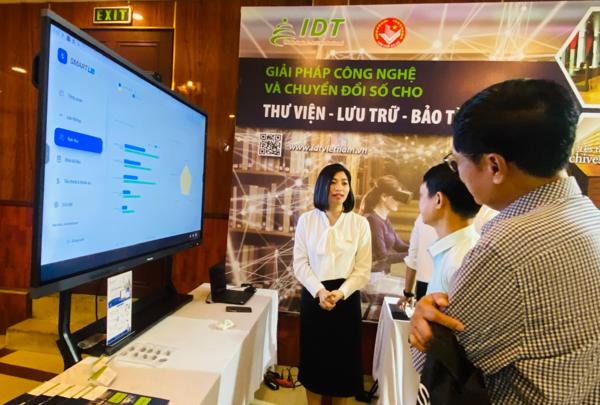 Tập huấn nâng cao kỹ năng cung ứng sản phẩm, dịch vụ thư viện trong bối cảnh chuyển đổi số
